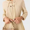Robe longue plissée à œillets Robe longue plissée à œillets