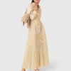 Robe longue plissée à œillets Robe longue plissée à œillets