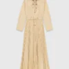 Robe longue plissée à œillets Robe longue plissée à œillets