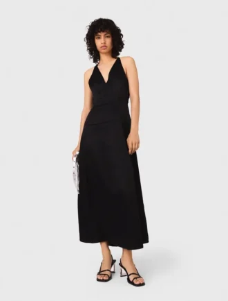 Robe longue vaporeuse avec dos tressé