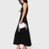 Robe longue vaporeuse avec dos tressé Robe longue vaporeuse avec dos tressé