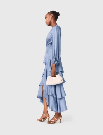 Robe longue à volants