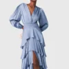 Robe longue à volants