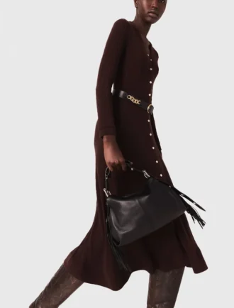 Robe mi-longue en maille avec boutons