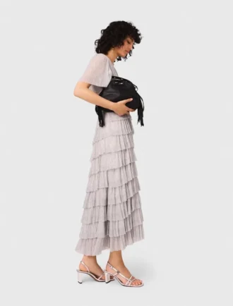 Robe mi-longue à volants métallisés