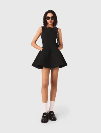 Robe patineuse à nœuds ornés de strass Robe patineuse à nœuds ornés de strass