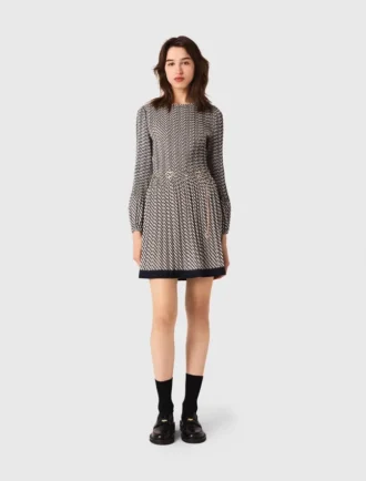 Robe plissée à motifs Robe plissée à motifs
