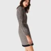 Robe plissée à motifs