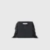 Sac en cuir avec bandoulière à chaîne Sac en cuir avec bandoulière à chaîne