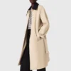 Trench-coat à manches et col contrastés Trench-coat à manches et col contrastés