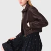 Veste courte en cuir vintage Veste courte en cuir vintage