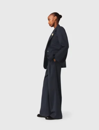 veste de costume fines rayures 2 330x434 - Veste de costume &agrave; fines rayures